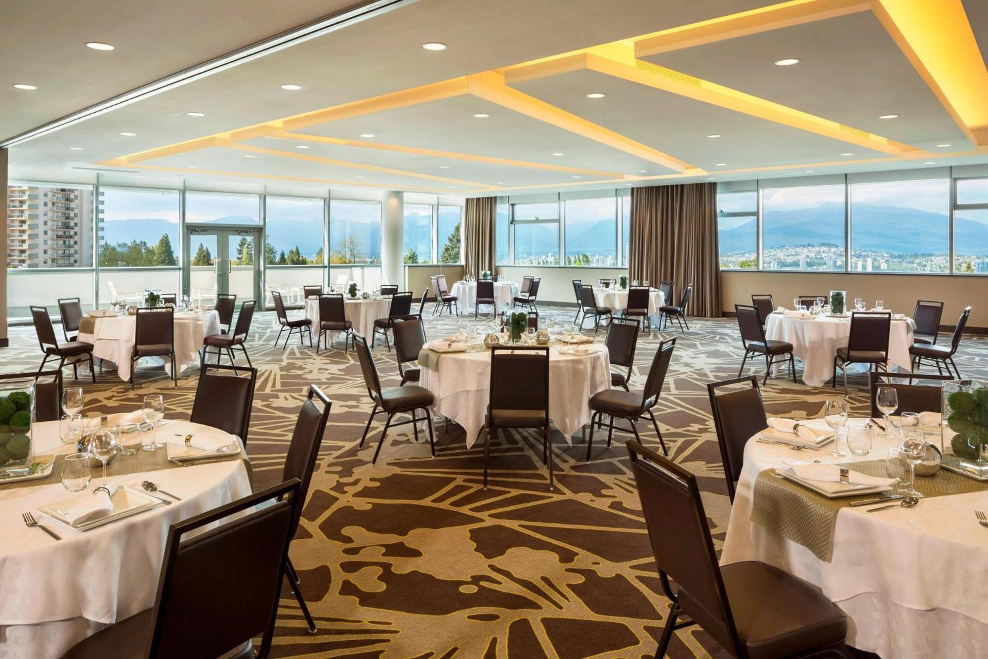 Element By Westin Vancouver Metrotown Burnaby Dış mekan fotoğraf