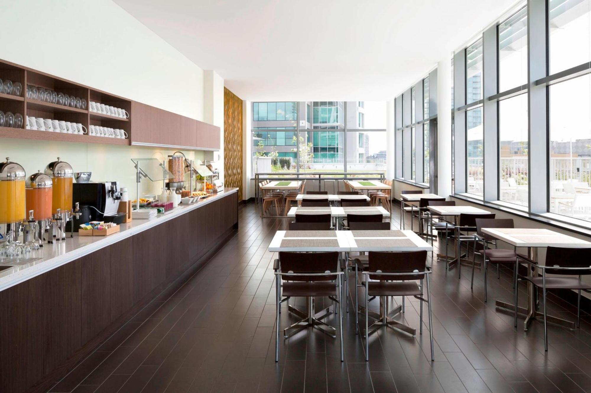 Element By Westin Vancouver Metrotown Burnaby Dış mekan fotoğraf