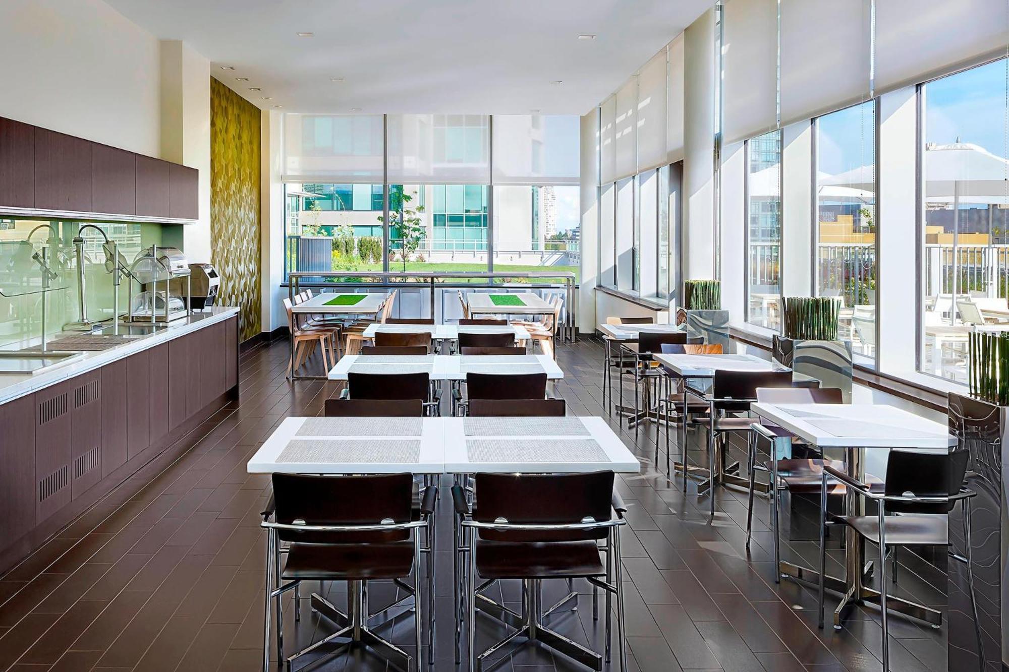 Element By Westin Vancouver Metrotown Burnaby Dış mekan fotoğraf
