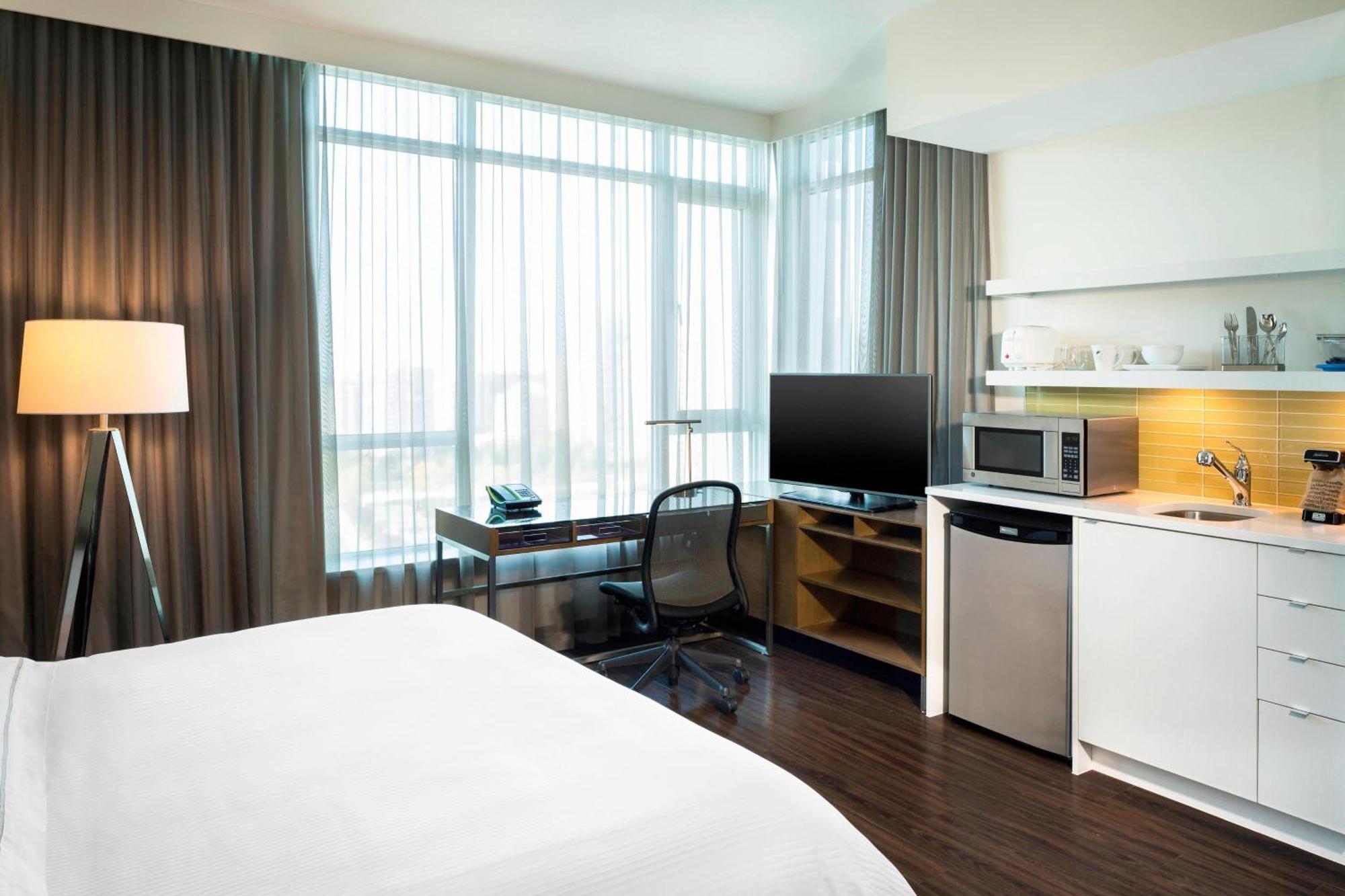 Element By Westin Vancouver Metrotown Burnaby Dış mekan fotoğraf