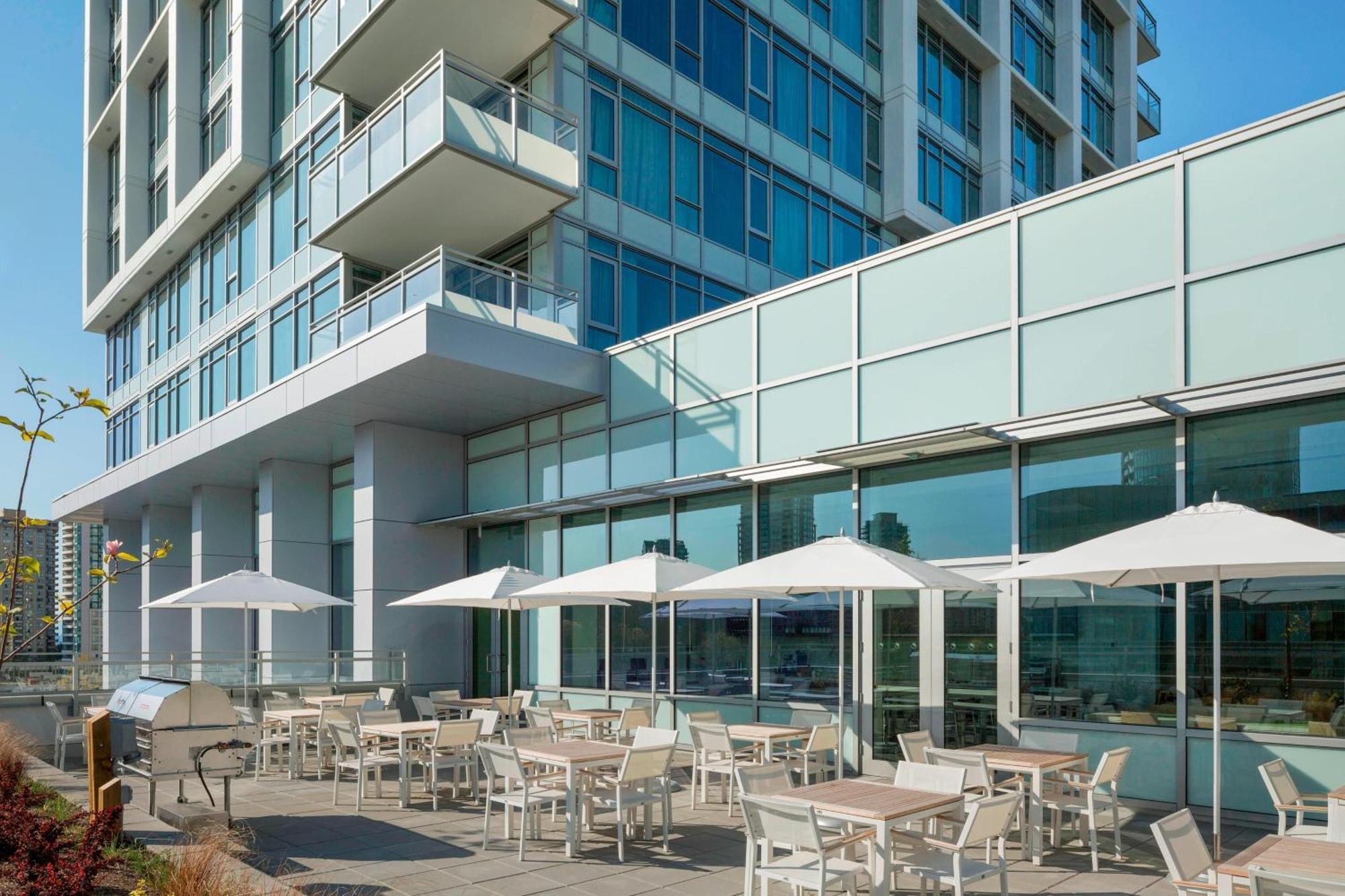 Element By Westin Vancouver Metrotown Burnaby Dış mekan fotoğraf